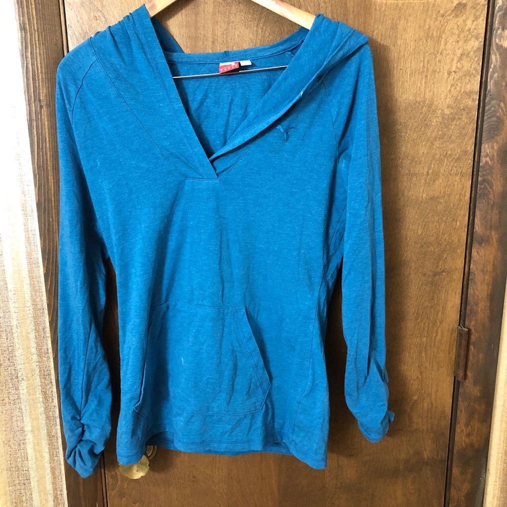 Puma Women’s Small T-shirt hoodie